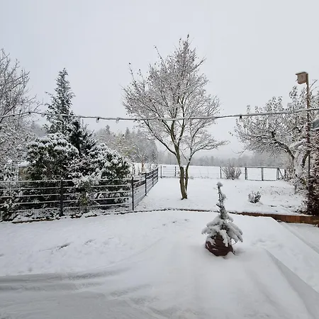 Mit Garten Und Bergblick Apartmán *