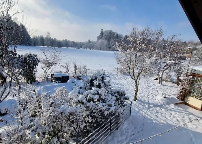 Apartmán Mit Garten Und Bergblick *