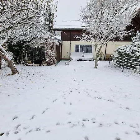 Mit Garten Und Bergblick Apartment Traunstein