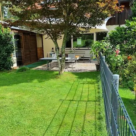 Apartment Mit Garten Und Bergblick Traunstein