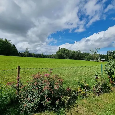 Mit Garten Und Bergblick Apartment Traunstein