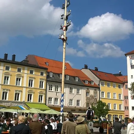 Mit Garten Und Bergblick * Traunstein