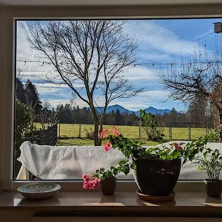 Apartment Mit Garten Und Bergblick *