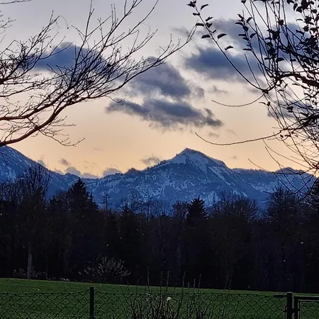 Apartmán Mit Garten Und Bergblick