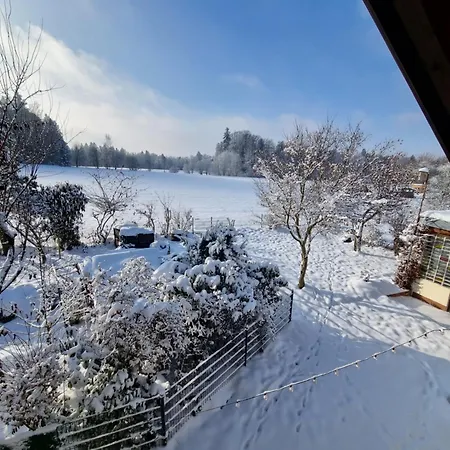 Apartment Mit Garten Und Bergblick *