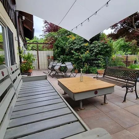 Apartmán Mit Garten Und Bergblick *
