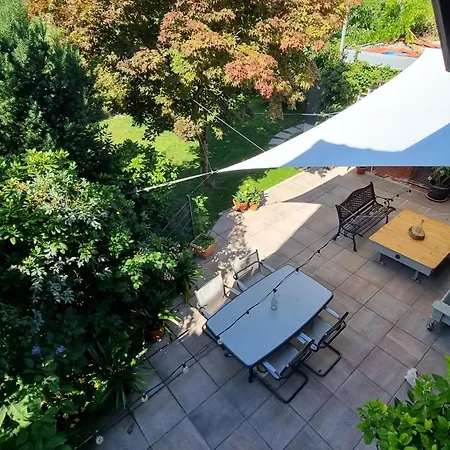 Apartmán Mit Garten Und Bergblick